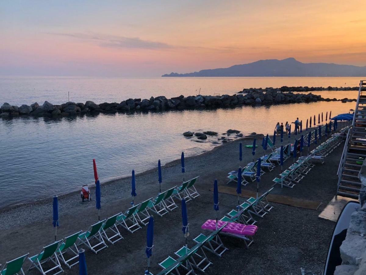 A.A.U.T Appartamento Villa Preli Chiavari Exteriér fotografie